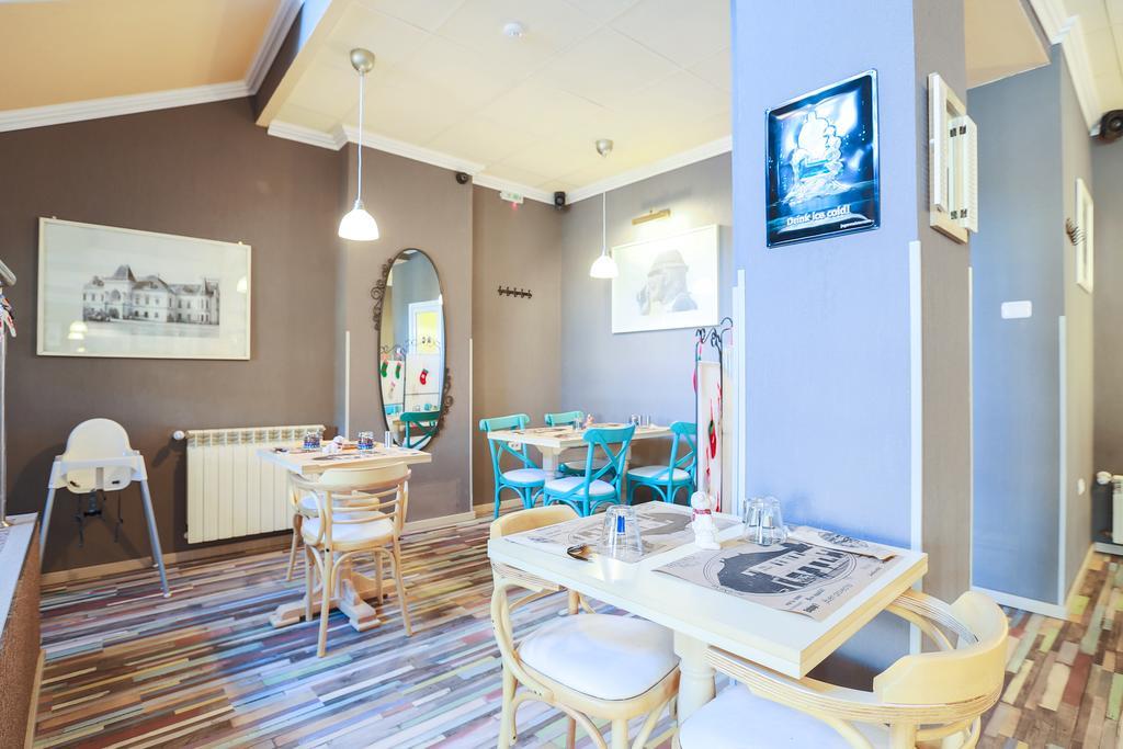 Artmotel & Bistro Haţeg Zewnętrze zdjęcie