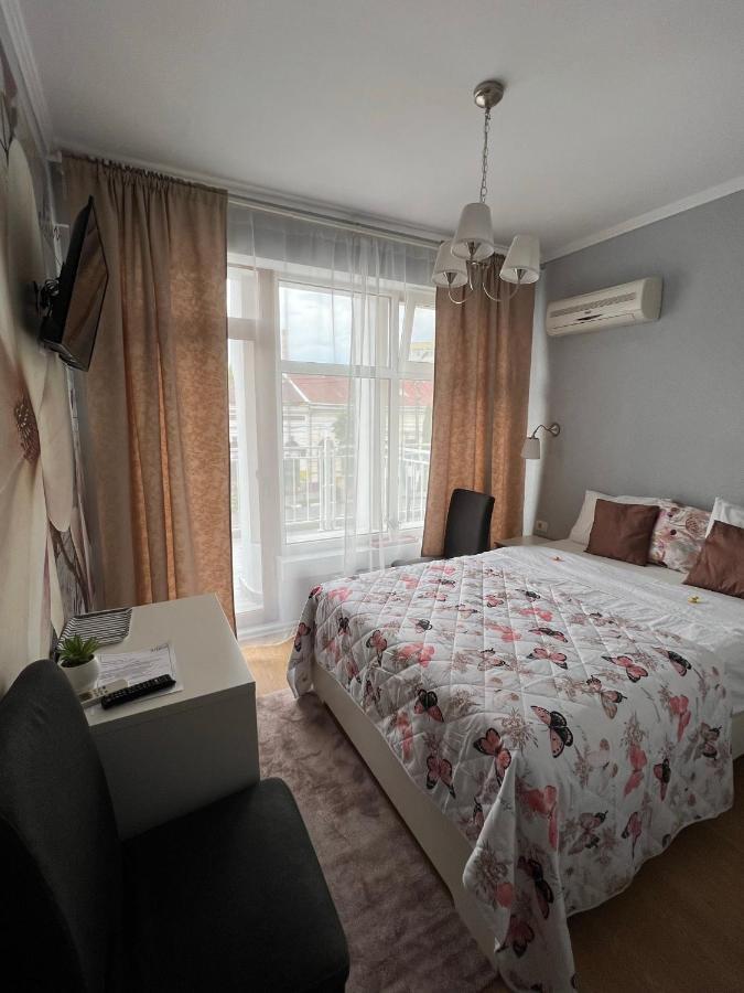 Artmotel & Bistro Haţeg Zewnętrze zdjęcie