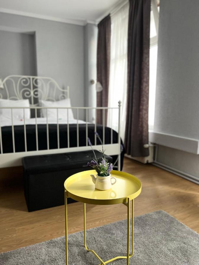 Artmotel & Bistro Haţeg Zewnętrze zdjęcie