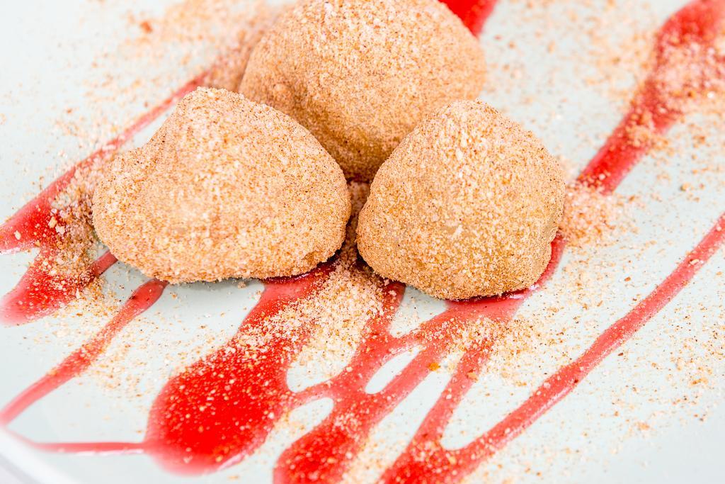 Artmotel & Bistro Haţeg Zewnętrze zdjęcie